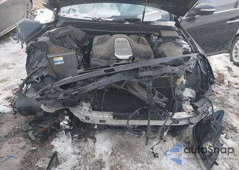 2010 Hyundai Genesis 4.6 z USA, uszkodzony, nr VIN KMHGC4DF3AU109604